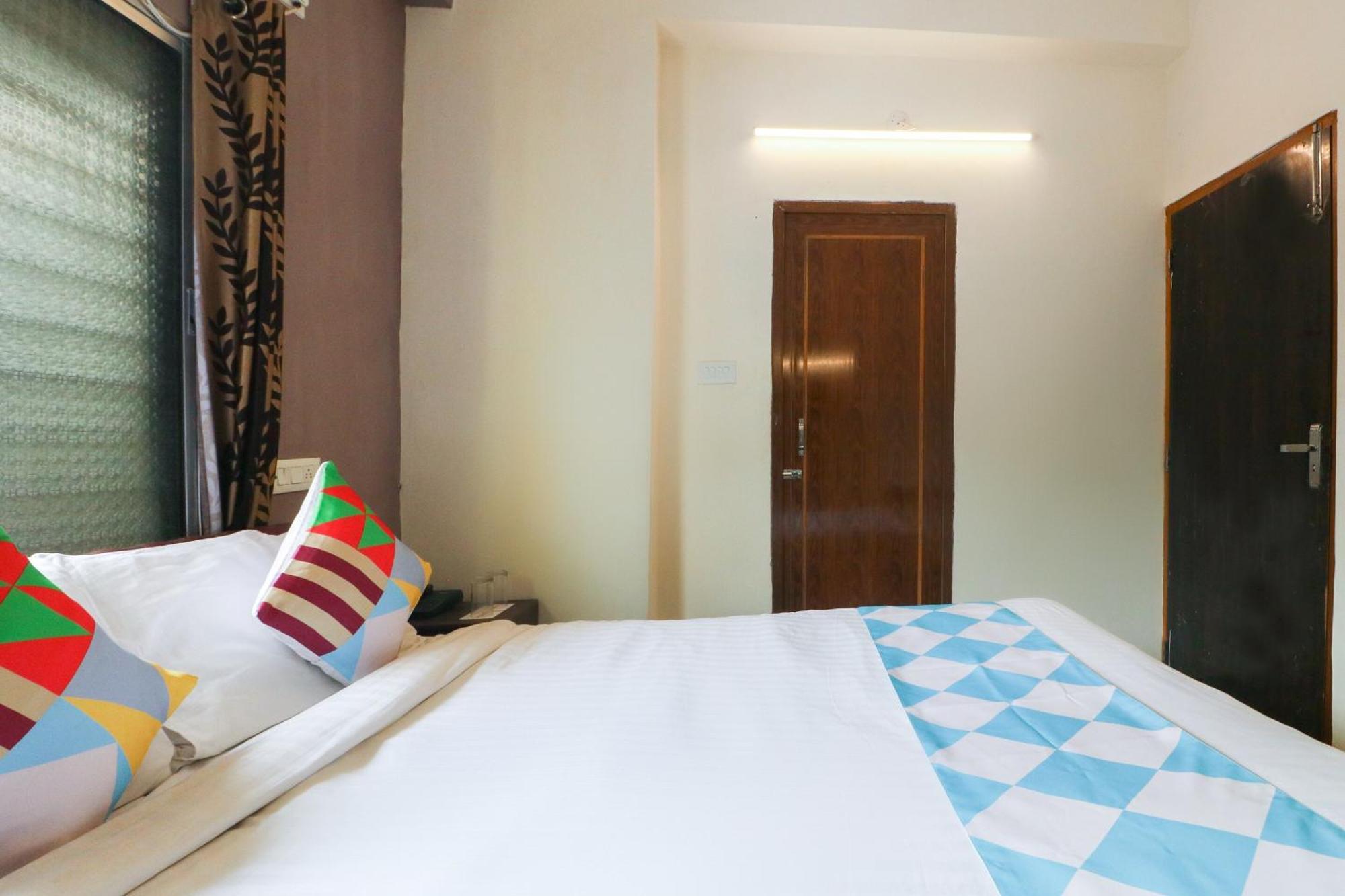 Hotel O Adri Hotels Near Dum Dum Metro Station المظهر الخارجي الصورة